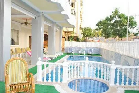 Ξενοδοχείο Pamukkale 5*